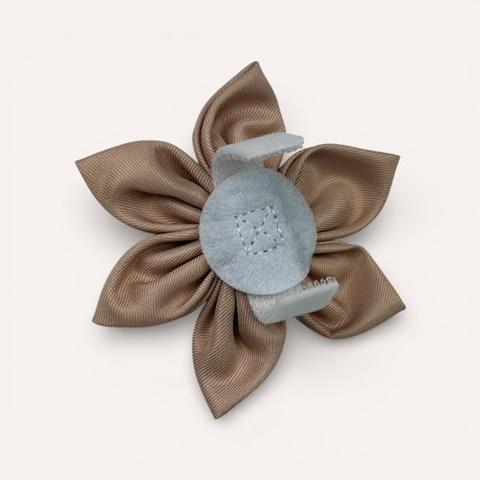 Flower - Beige