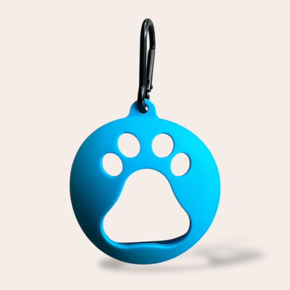 Clip-on tennis ball holder for dogs in blue – kiinnitettävä pallopidike koiralle